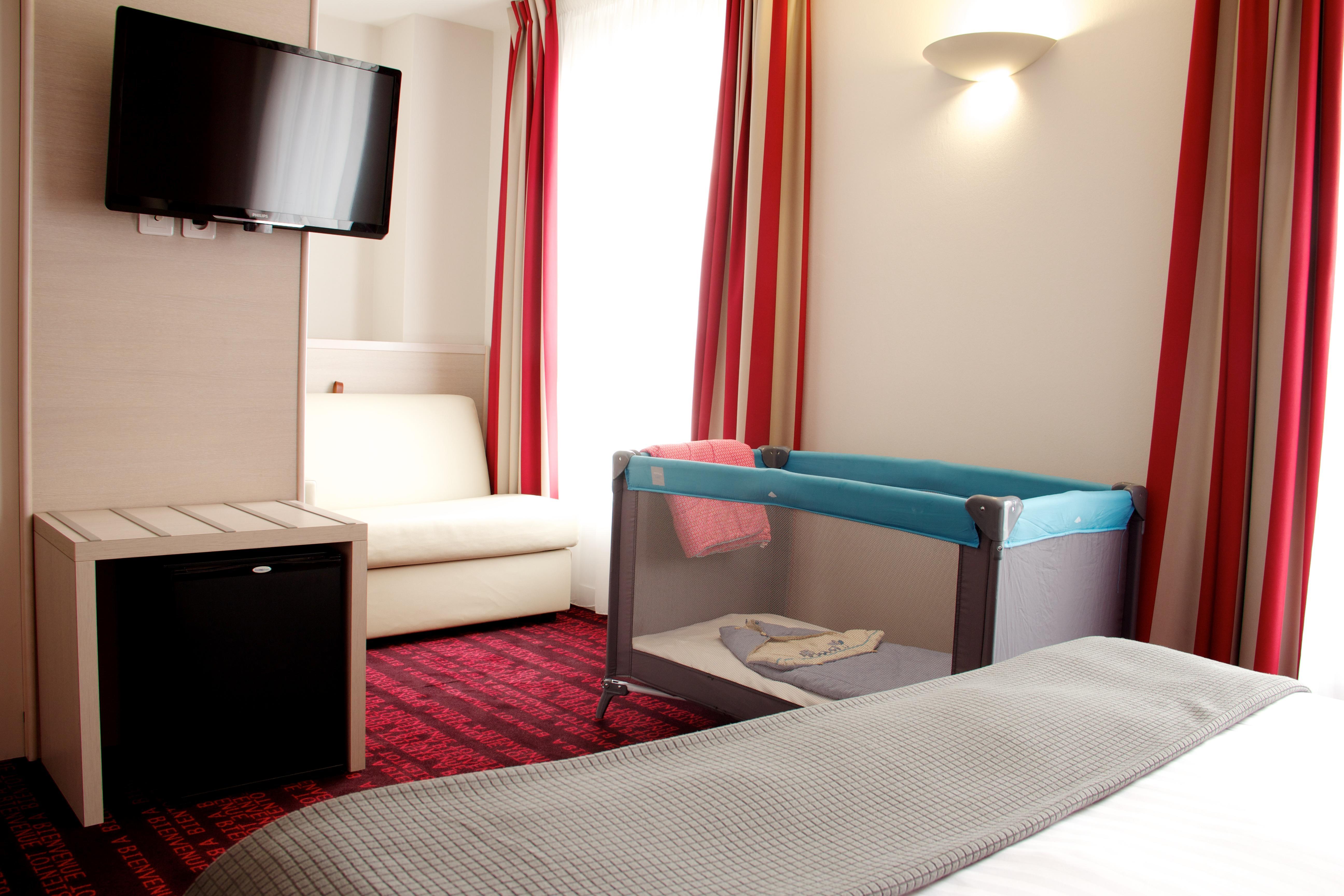 Hotel Le Richemont Париж Экстерьер фото